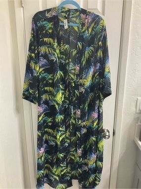 Torrid Chiffon Maxi Tie Front Coverup Kimono